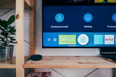 Comment installer un support mural TV dans sa cuisine ?